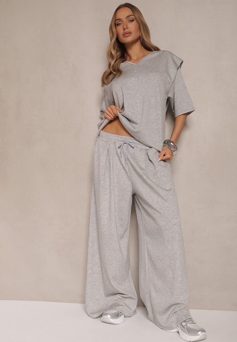 Szary Komplet z Wiskozą T-shirt z Dekoltem w Serek i Spodnie o Szerokim Kroju Zevline