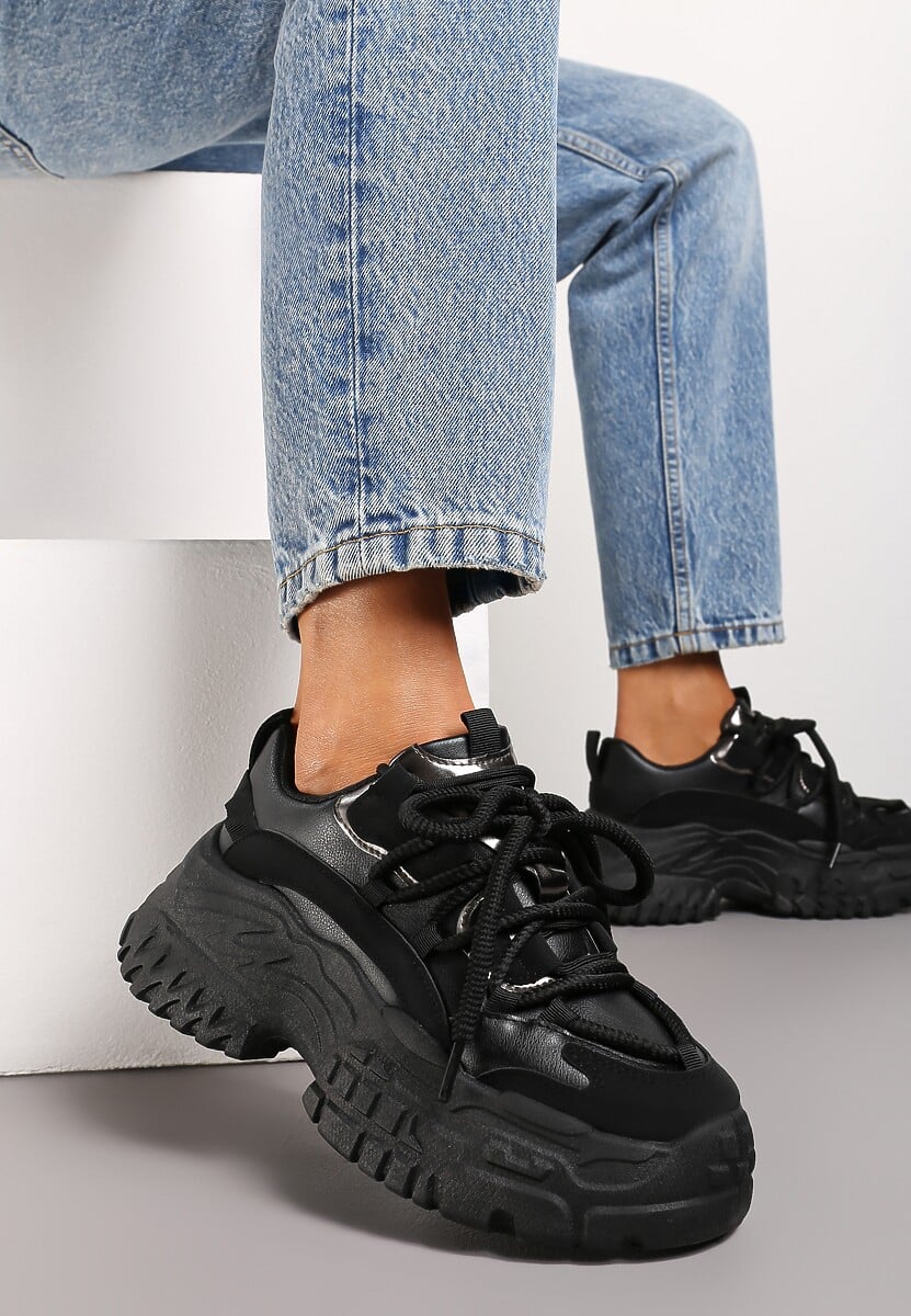 Czarne Sneakersy z Grubymi Sznurówkami na Niskiej Platformie Lasandre