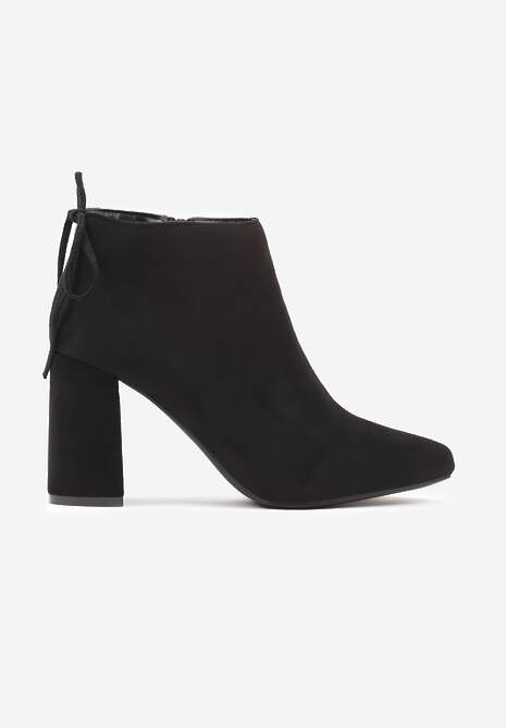 Czarne Botki na Słupku Ozdobione z Tyłu Wiązaniem Ittelena