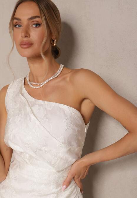 Biała Sukienka w Kwiaty o Taliowanym Fasonie z Asymetryczną Górą na Jedno Ramię Halavira