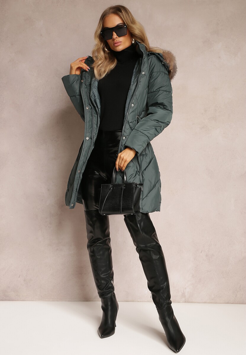 Zielona Długa Pikowana Kurtka w Stylu Parki z Troczkiem w Pasie i Sztucznym Futerkiem Abelasa