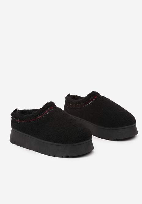 Czarne Śniegowce na Platformie Ozdobione Haftem i Niską Cholewką Zinnicira