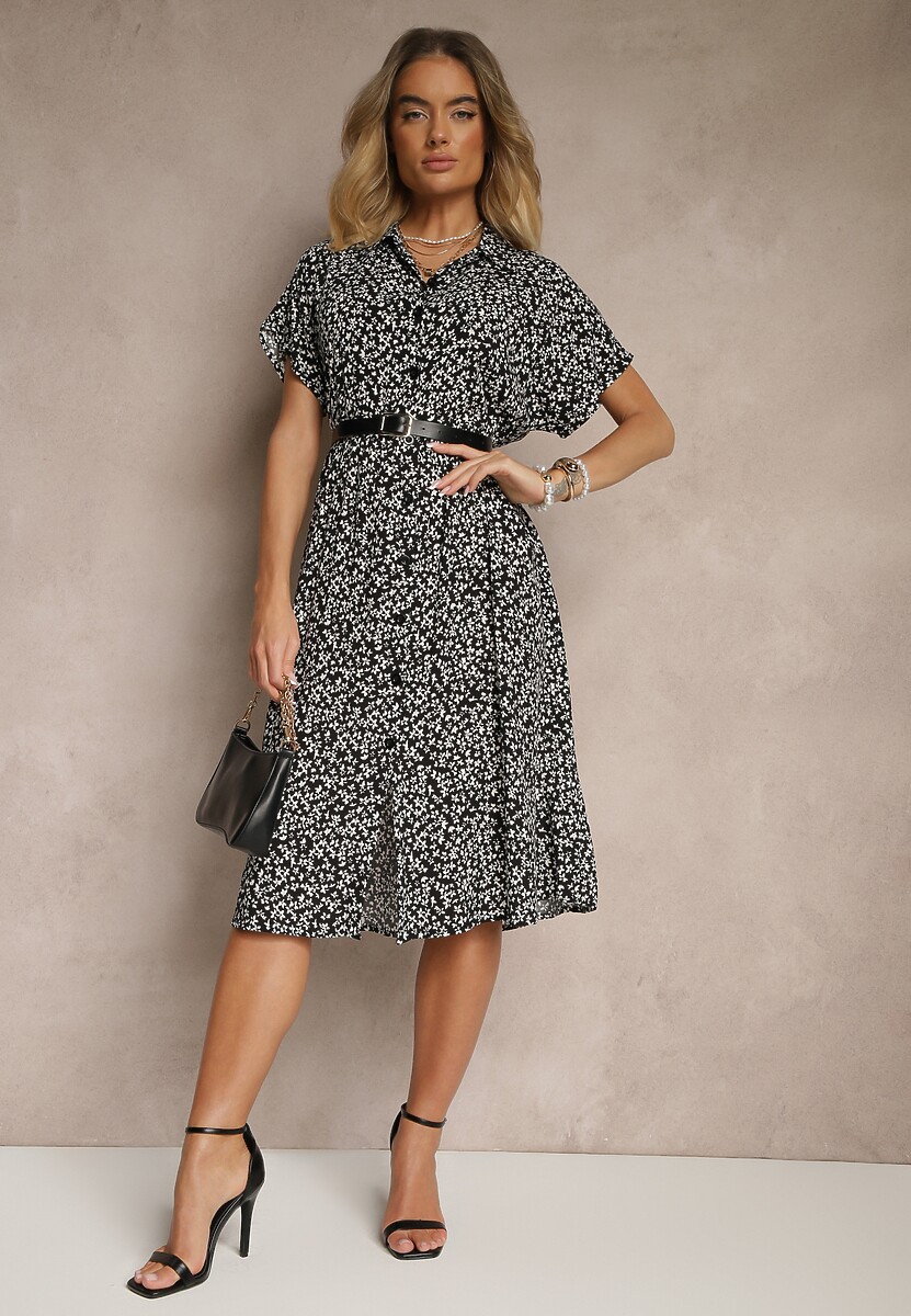 Czarno-Biała Koszulowa Sukienka z Bawełny w Kwiaty o Rozkloszowanym Fasonie Sarilon