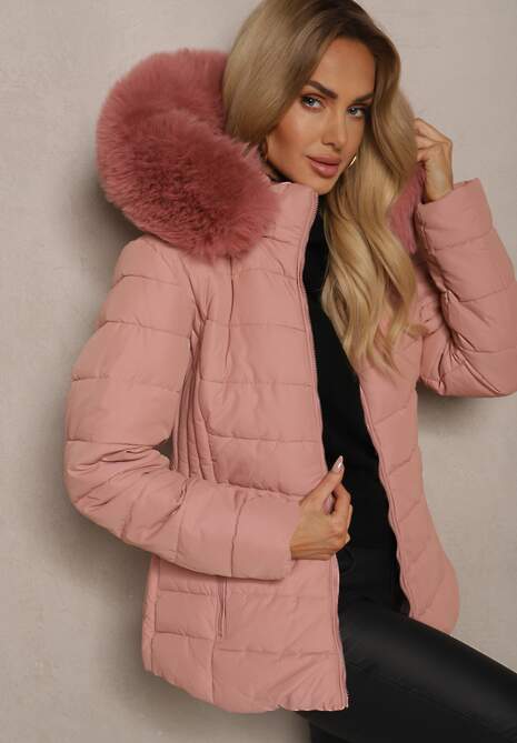 Ciemnoróżowa Taliowana Kurtka Pikowana z Odpinanym Kapturem z Futrem Mocno Ocieplana Lizzitte