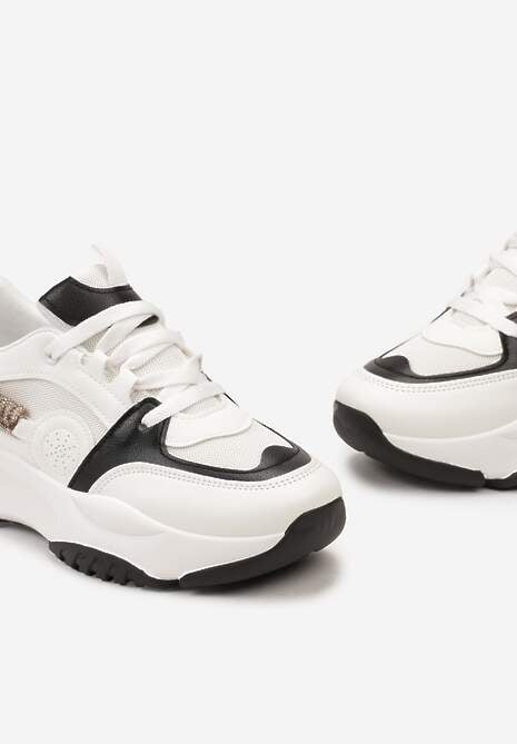 Biało-Czarne Sneakersy Ozdobione Sznureczkiem z Cyrkoniami Blekkia