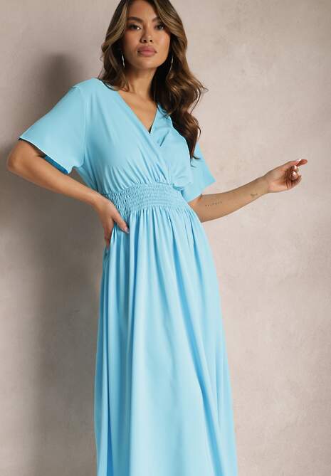 Niebieska Rozkloszowana Sukienka Długa o Kopertowym Kroju Alarava