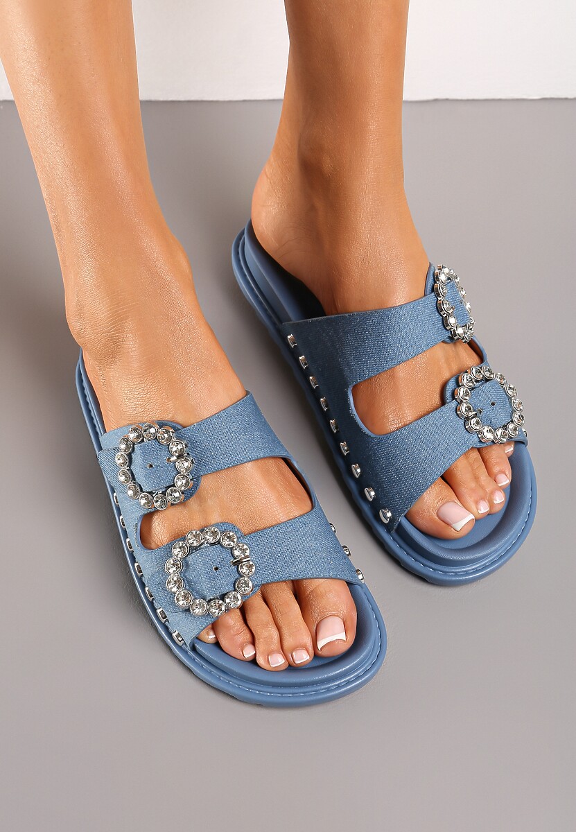 Niebieskie Klapki Ozdobione Nitami i Cyrkoniami na Sprzączkach Tsunade