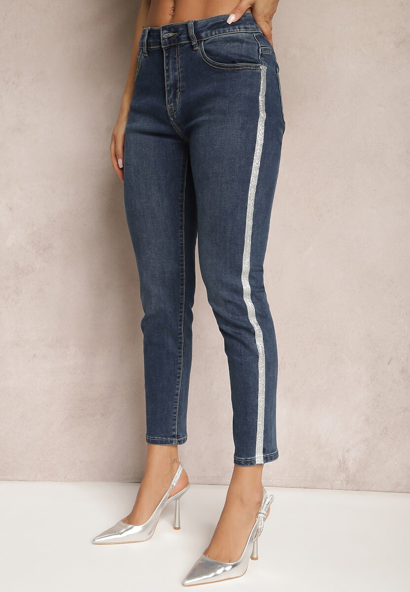 Granatowe Jeansy o Fasonie Skinny z Lampasami z Brokatu Qistella