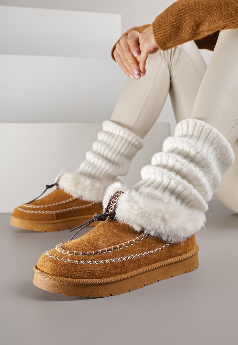 Ciemnobeżowe Śniegowce na Platformie Ozdobione Haftem i Futerkiem Linedis