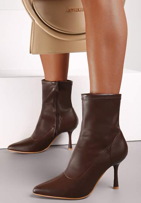 Brązowe Botki na Szpilce z Dopasowaną Cholewką Hilila