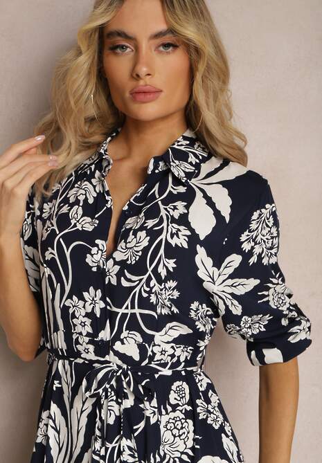 Granatowo-Biała Sukienka o Długim Koszulowym Fasonie z Wzorem w Kwiaty Seraplle