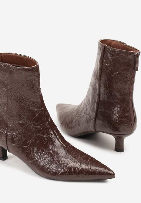 Brązowe Botki Vices na Kaczuszce Ozdobione Tłoczeniem Zaidora