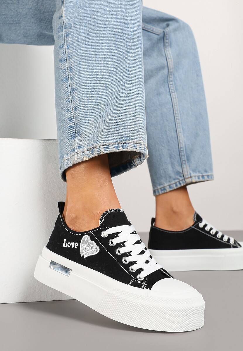 Czarne Trampki na Platformie z Ozdobnym Napisem i Sercem Laviere