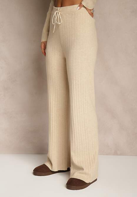 Beżowy Komplet Prążkowany z Bawełną Sweter Oversize i Szerokie Spodnie Wedorena