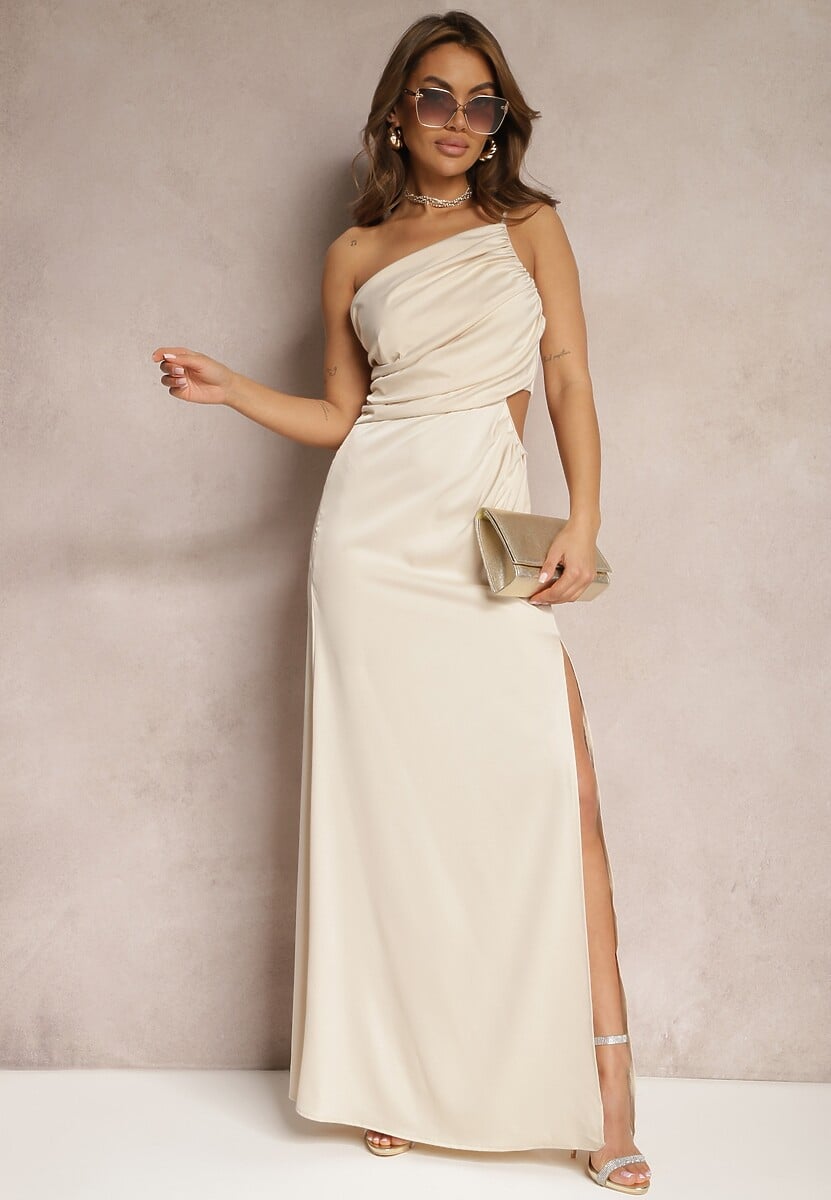 Beżowa Asymetryczna Sukienka Satynowa z Wycięciem w Talii Rozcięciem na Dole i Marszczeniem Aledista