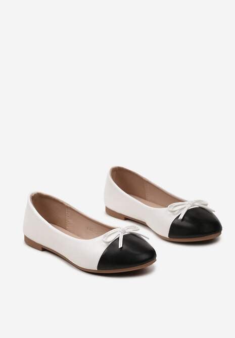 Białe Balerinki z Kokardką na Froncie Chillinda
