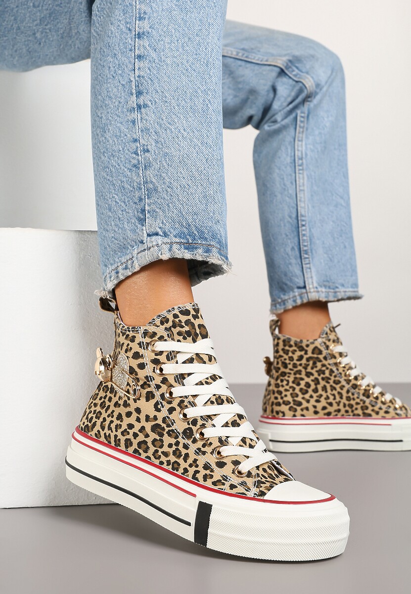 Czarne Trampki za Kostkę Ozdobione Aplikacją 3D Vizana