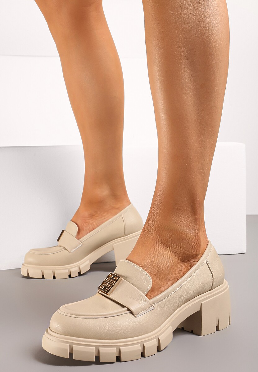 Beżowe Półbuty w Stylu Mokasynów Chunky z Ozdobną Klamerką i Skórzaną Wkładką Nubila
