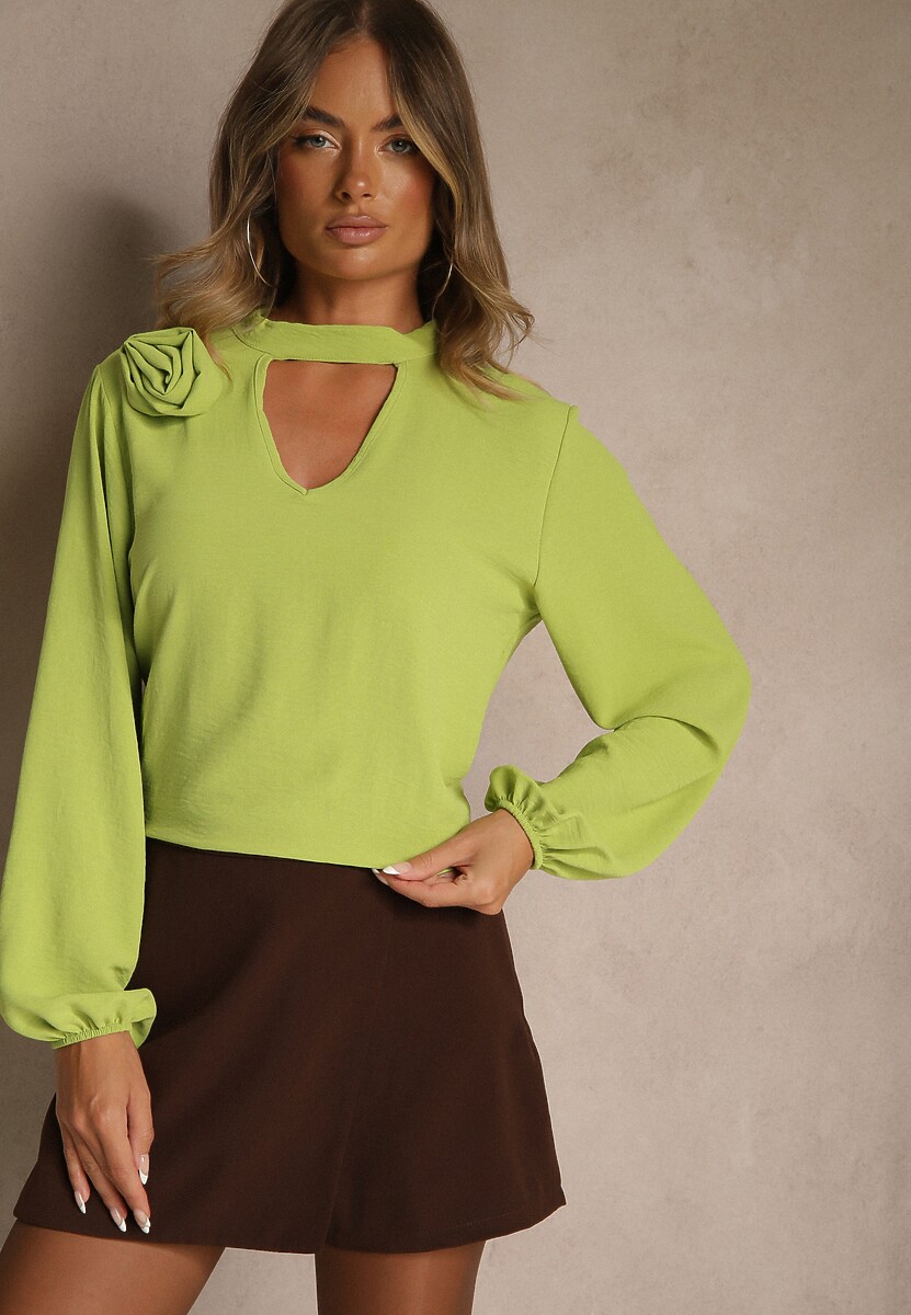 Biała Bluzka z Ozdobnym Kwiatem Tolna