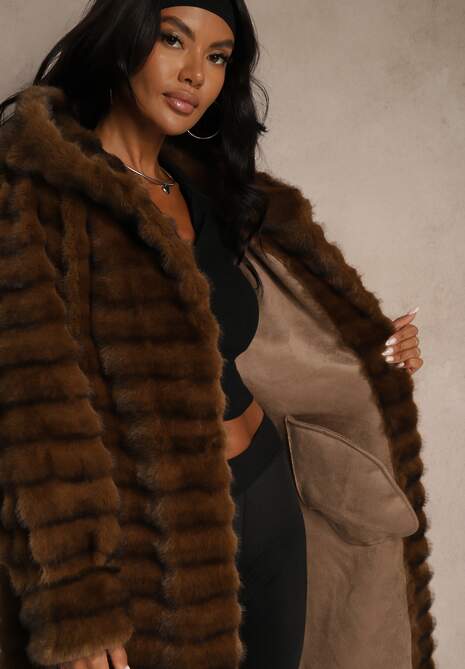 Brązowy Płaszcz Futerko z Ozdobnymi Przeszyciami i Kapturem Esetia