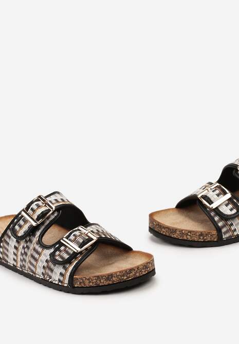 Czarne Klapki Ozdobione Plecionymi Sznurkami na Paskach Oliria