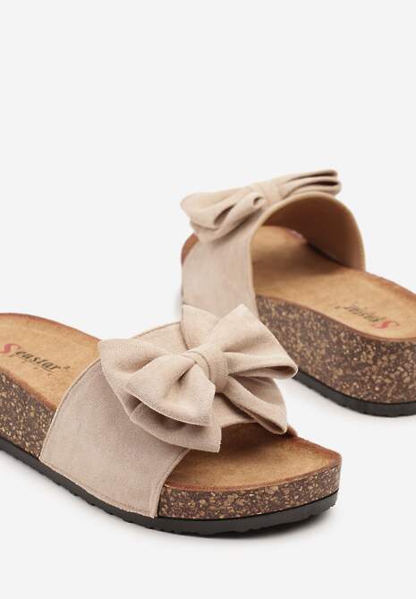 Ciemnobeżowe Klapki na Koturnie z Korka Ozdobione Kokardą Rinaia