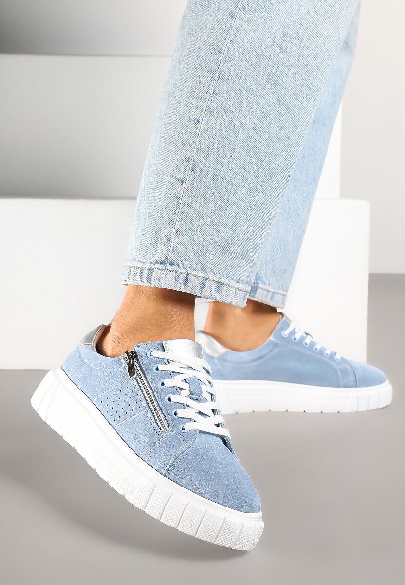 Niebieskie Sneakersy Skórzane na Platformie z Ozdobnym Suwakiem i Perforacją Niliria