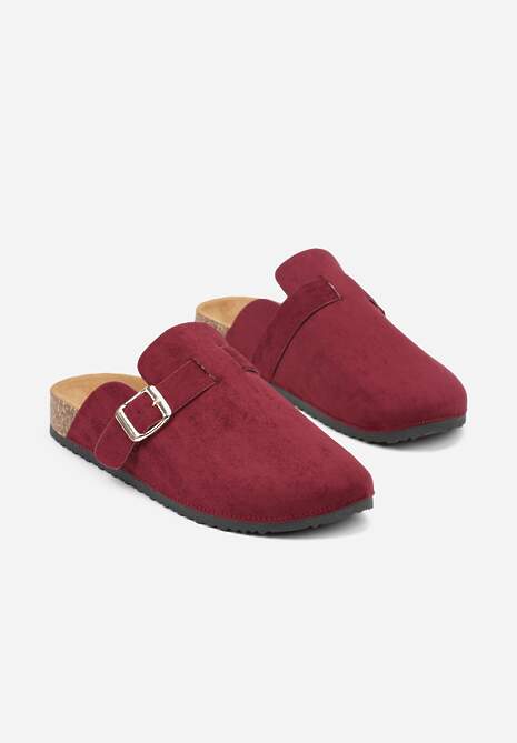 Bordowe Klapki Ozdobione Klamrą na Pasku Zelevelis