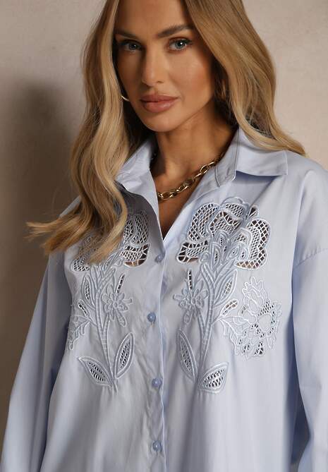 Jasnoniebieska Koszula Oversize z Bawełny z Ażurowymi Zdobieniami z Motywem Kwiatowym Voesia