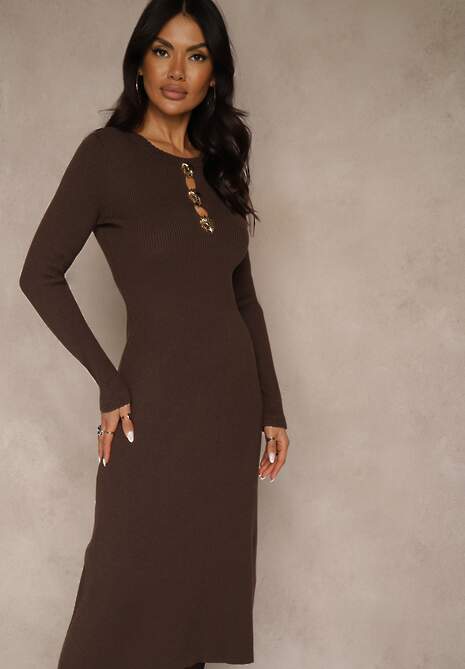 Brązowa Prążkowana Sukienka z Dzianiny z Wiskozą Zdobiona Aplikacjami Tusmeira