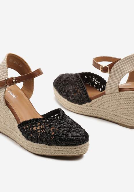 Czarne Sandały z Imitacji Skóry z Plecionki Zapinane na Sprzączkę na Koturnie Rioma