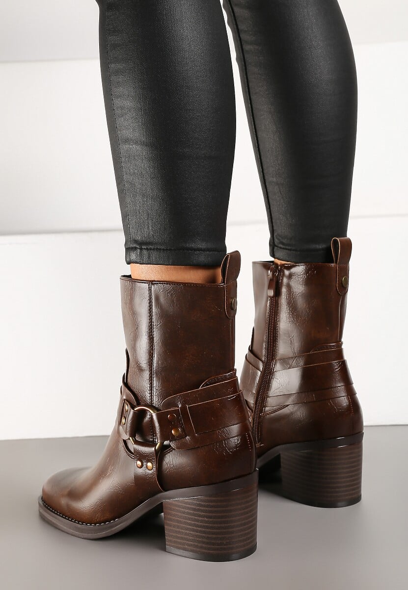 Ciemnobrązowe Botki na Słupku w Stylu Kowbojek z Klamrami Irivaria