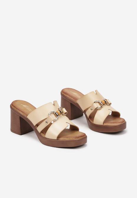 Beżowe Klapki na Słupku i Platformie Ozdobione Klamrą Elevelith