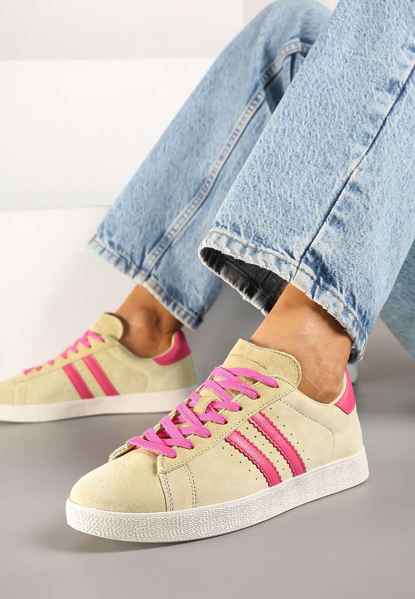 Żółte Sneakersy Zamszowe Typu Tenisówki ze Skórzaną Wkładką Ciarivione