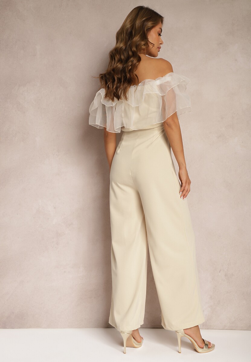 Beżowy Koktajlowy Kombinezon z Falbanką przy Dekolcie bez Rękawów Tessita