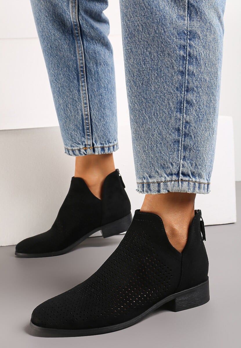 Czarne Botki Sztyblety z Ażurową Cholewką z Wycięciami i Suwakiem ze Skórzaną Wkładką Janetris