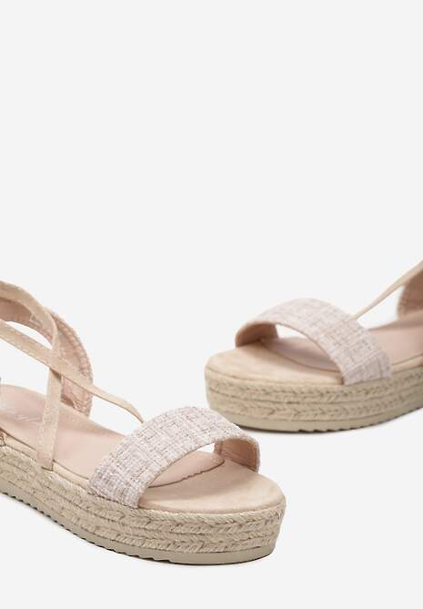 Beżowe Sandały na Niskiej Platformie z Plecionki i Ozdobnymi Sznureczkami Dazella