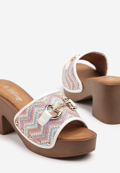 Biało-Różowe Klapki na Słupku i Platformie z Ozdobną Klamrą Koroti