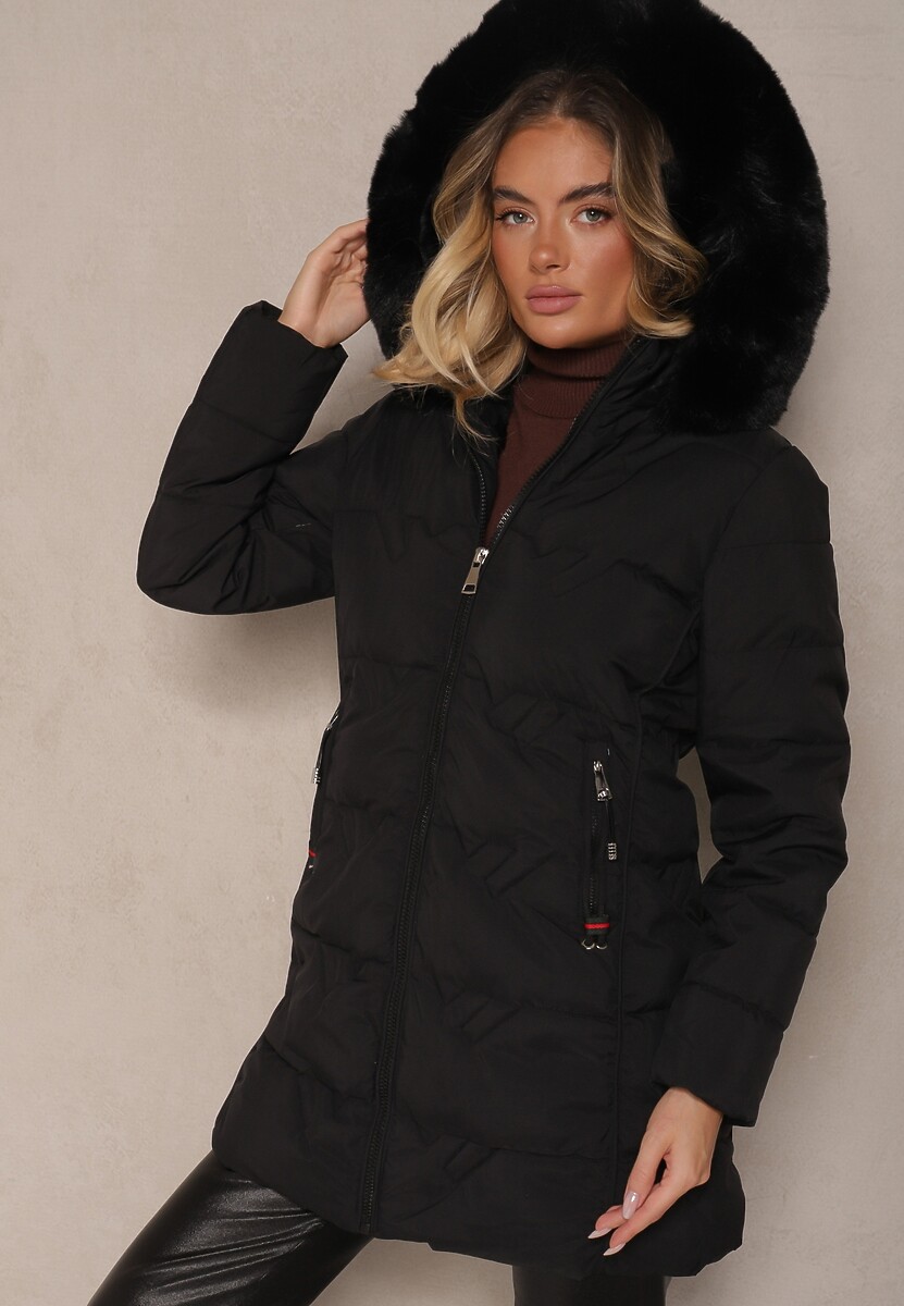 Czarna Zimowa Kurtka Pikowana z Kapturem z Futrem i Kieszeniami Salianna