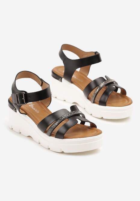 Czarne Sandały na Koturnie z Paseczkiem z Cyrkoniami Lisindra