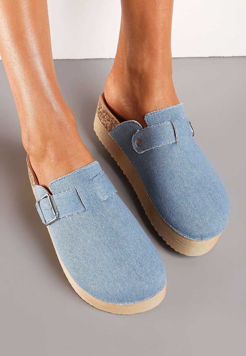 Niebieskie Klapki Chodaki z Ozdobnym Paskiem i Korkową Wstawką na Podeszwie Tesperia