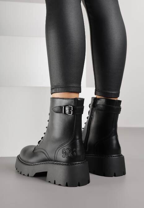Czarne Botki Workery Vices z Ozdobną Sprzączką przy Cholewce Deosia