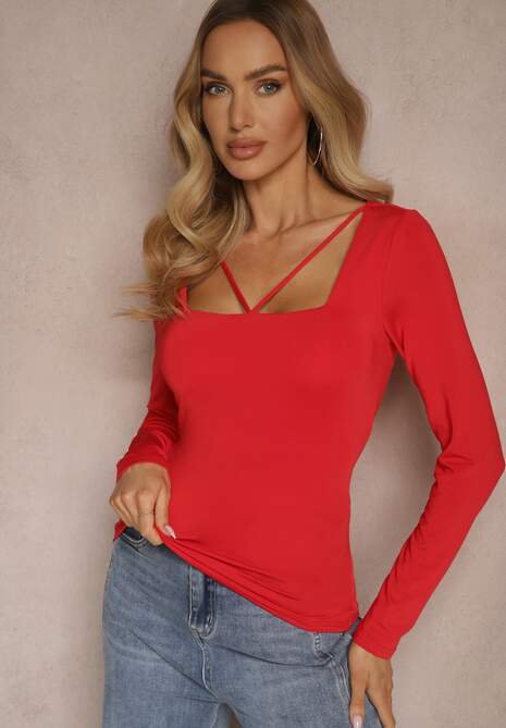 Czerwona Bluzka z Wiskozą Ozdobiona Paskami przy Dekolcie Tatosira