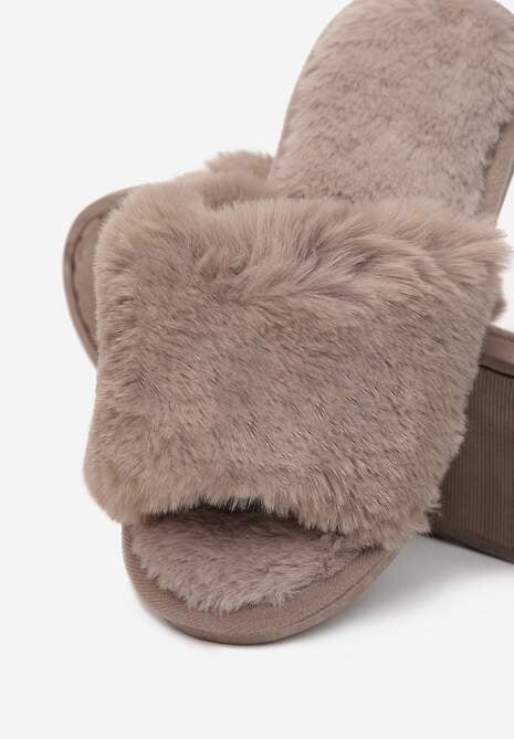 Brązowe Kapcie z Futerkiem Para