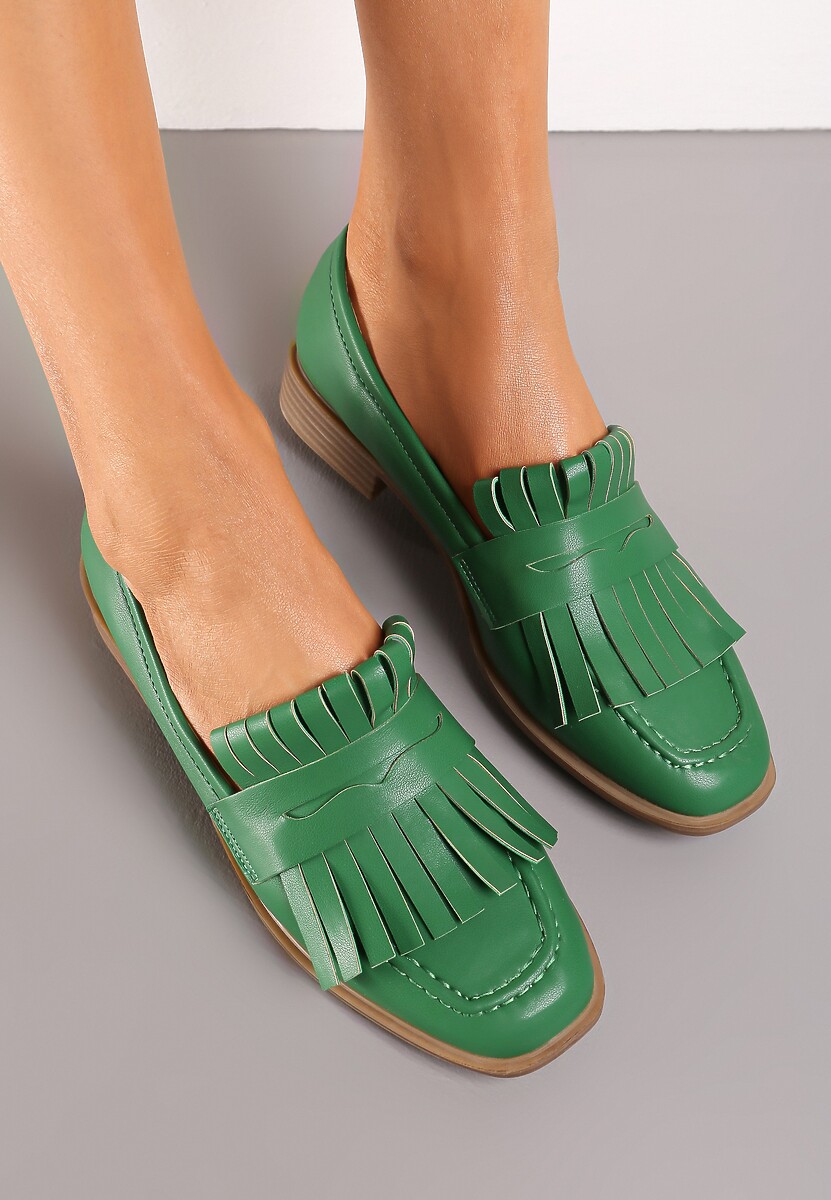 Zielone Mokasyny z Kwadratowym Noskiem i Frędzlami Tarnissa