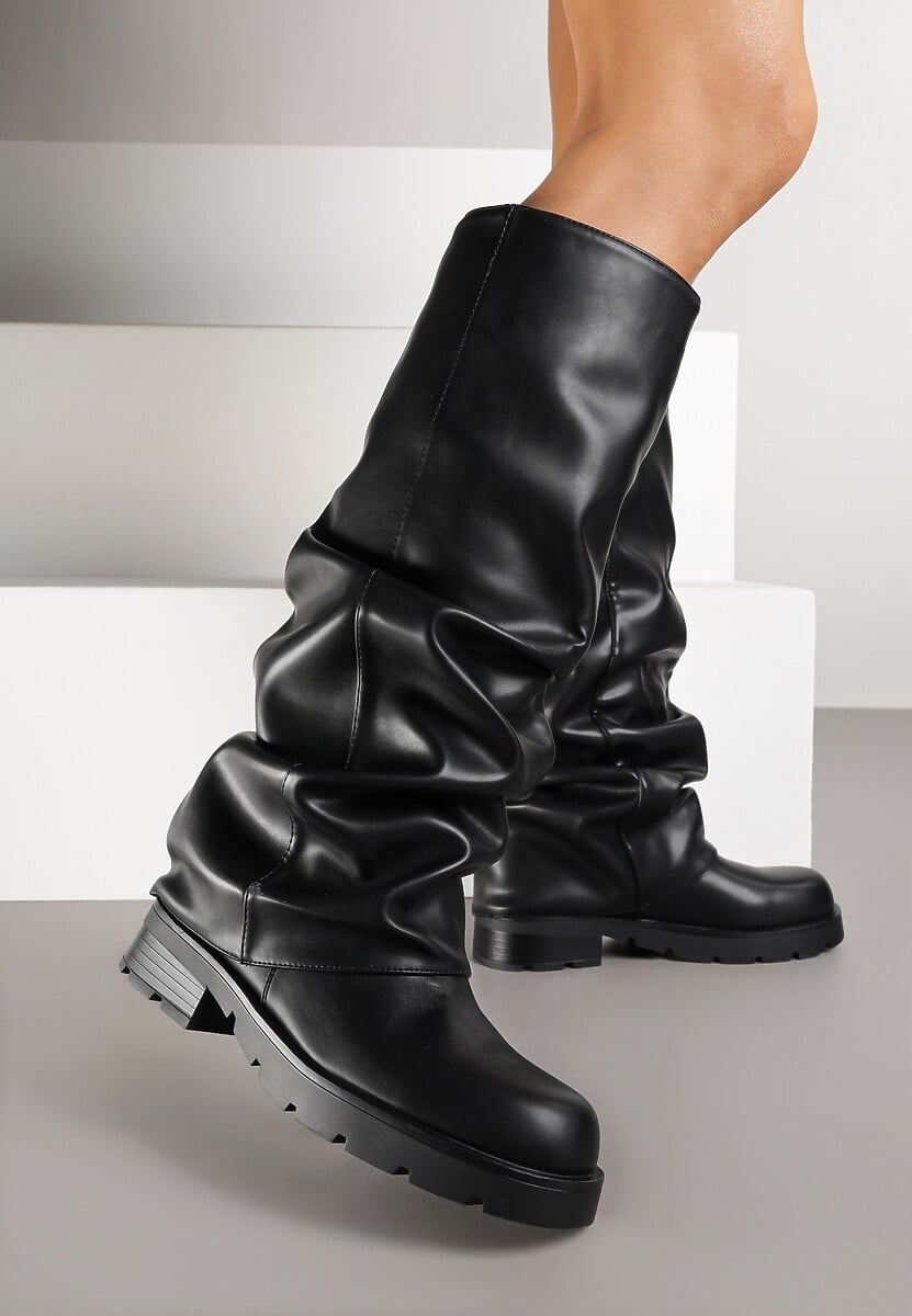 Czarne Marszczone Kozaki z Cholewką Imitującą Nogawkę Nalomassa