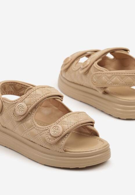 Ciemnobeżowe Sandały na Platformie z Pikowaną Cholewką Wilvania