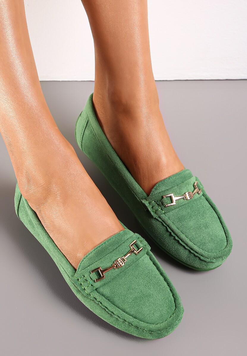 Zielone Mokasyny z Cholewką przed Kostkę z Przeszyciami i Ozdobnym Paskiem Alydora