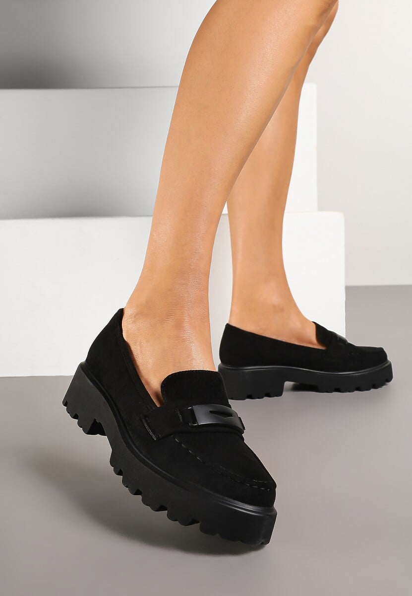 Czarne Mokasyny na Grubej Podeszwie z Cholewką z Przeszyciami Hamaira