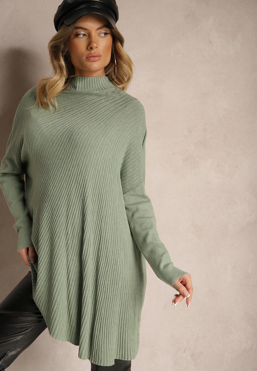 Jasnozielony Asymetryczny Golf z Wiskozą z Rękawami o Nietoperzowym Kroju Realeen